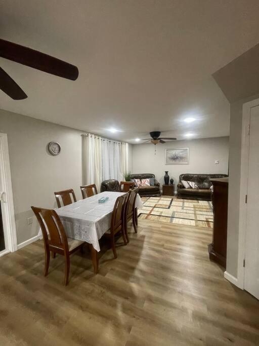 Villa Quiet Private House W Hot Tub/Fire Pit/Games Blakeslee Exterior foto