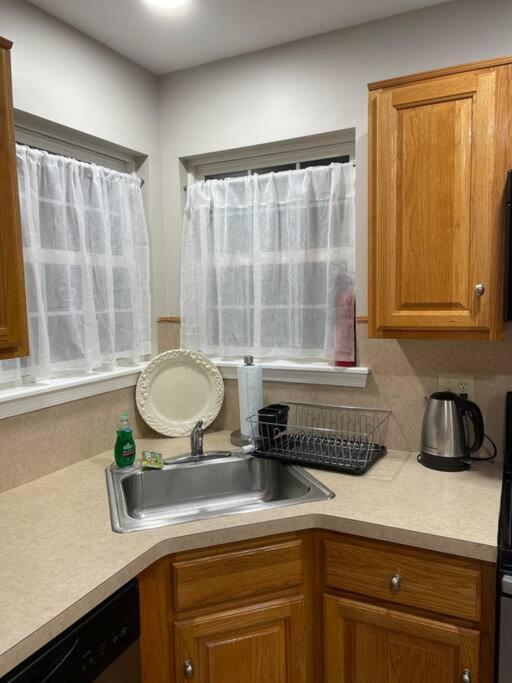 Villa Quiet Private House W Hot Tub/Fire Pit/Games Blakeslee Exterior foto